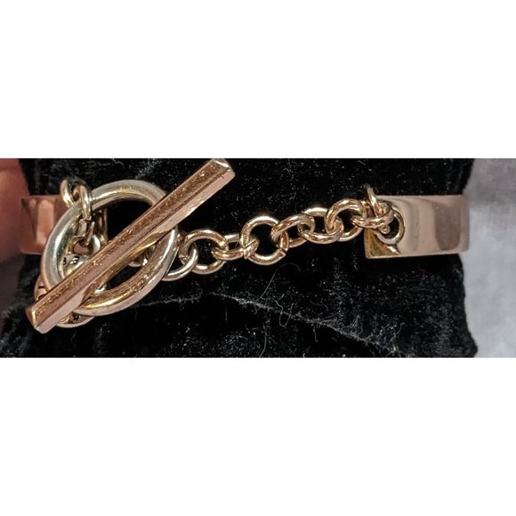 BCBGeneration Live Laugh Love A Lot Cuff Bracelet - Picture 4 of 6